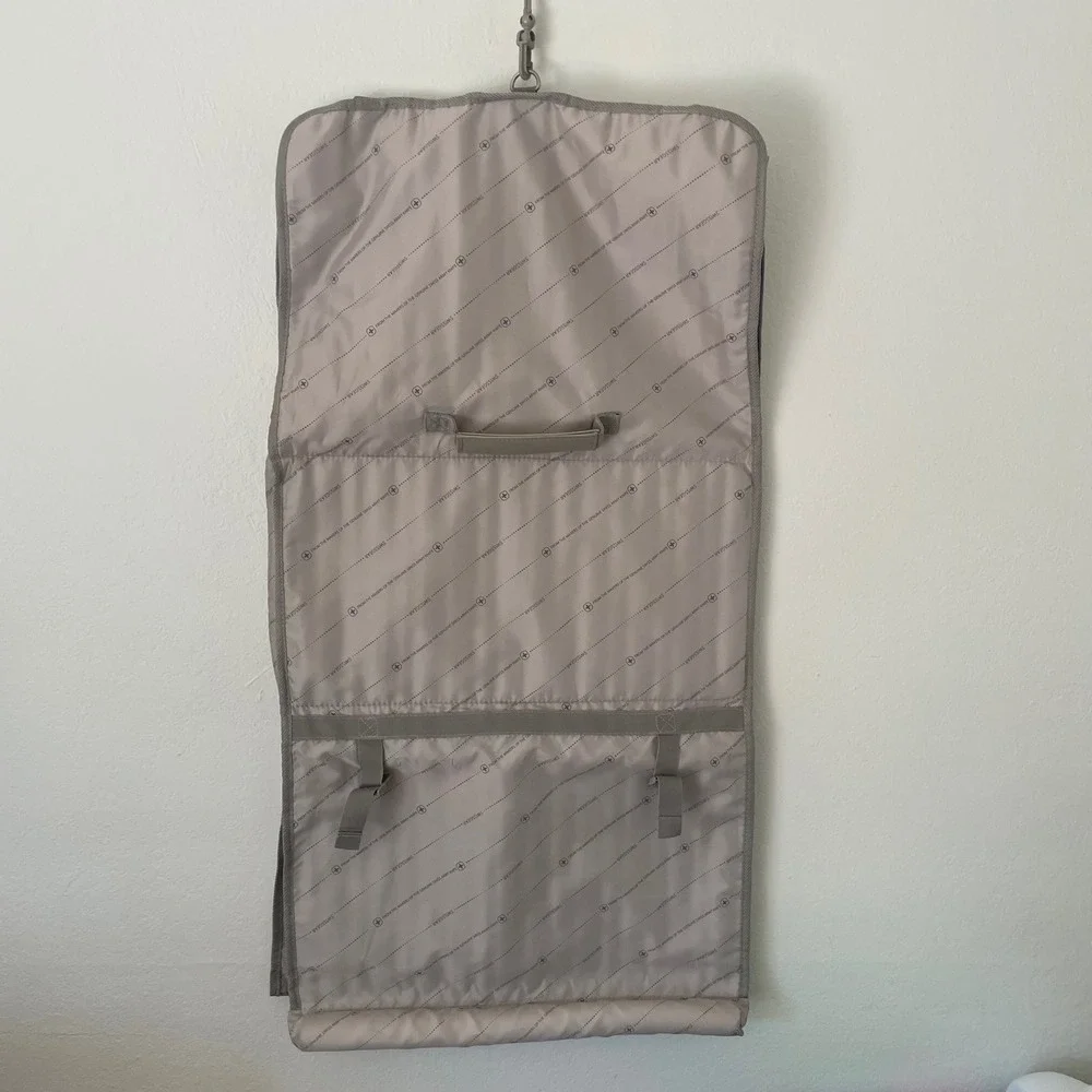 Swiss Gear Garment Bag Accessory‎ Sleeve Swissgear Travel Hanging Beige Trifold